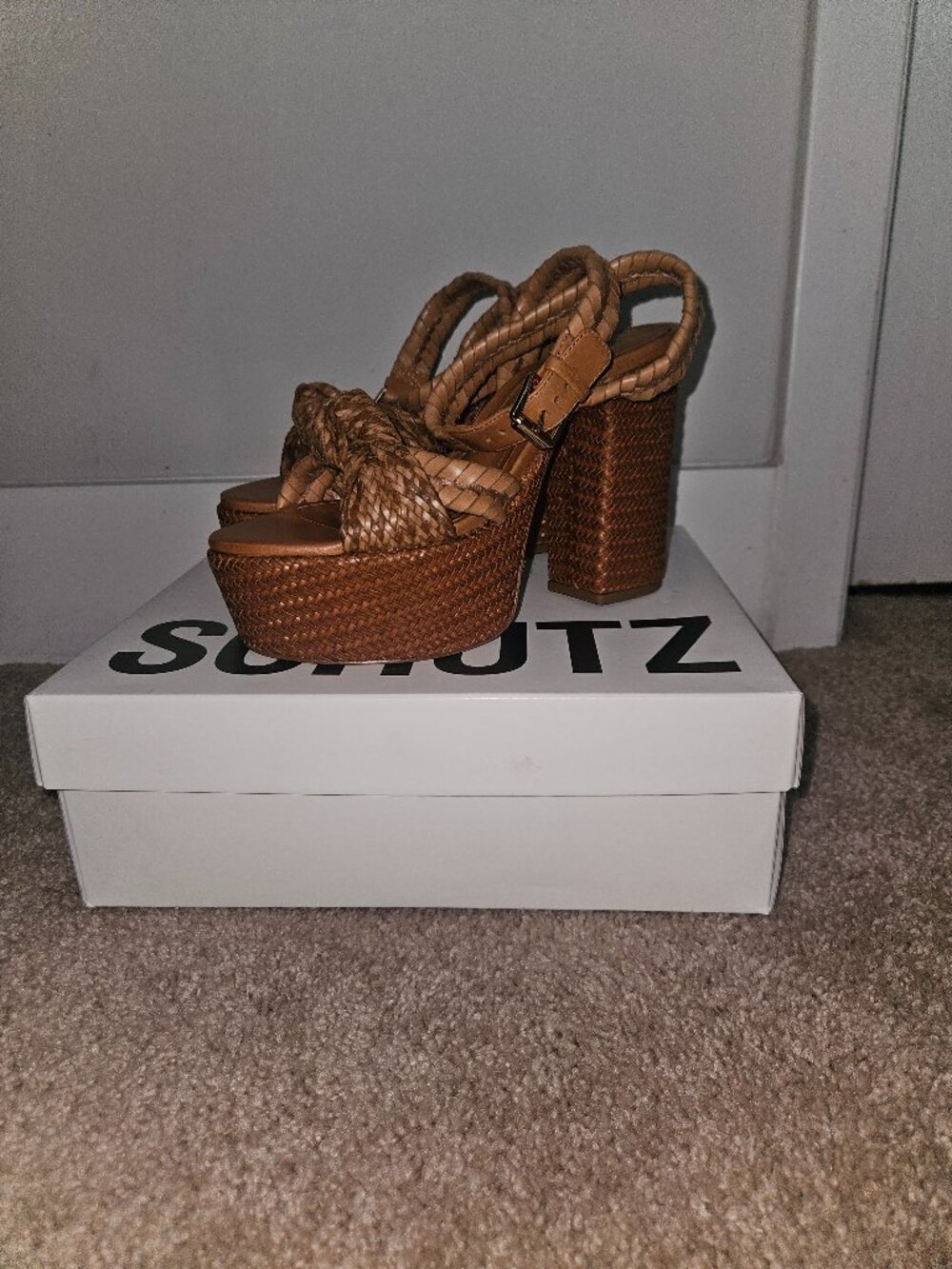 Schultz Kiara platform size 8